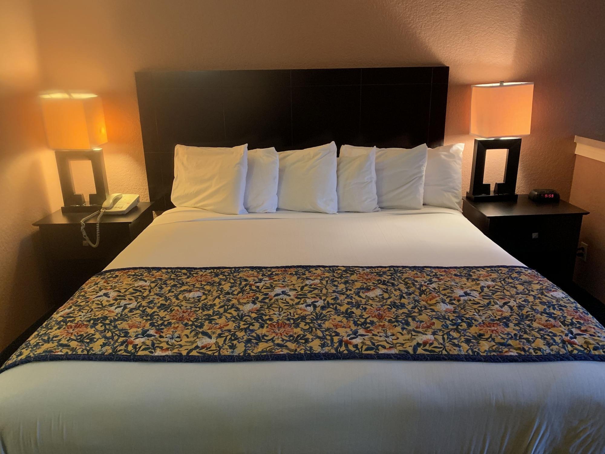 Lincoln Inn Express Hotel And Suites Oklahoma City Ngoại thất bức ảnh
